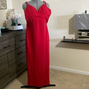 MACYS CITY STUDIO MAXI RED DRESS